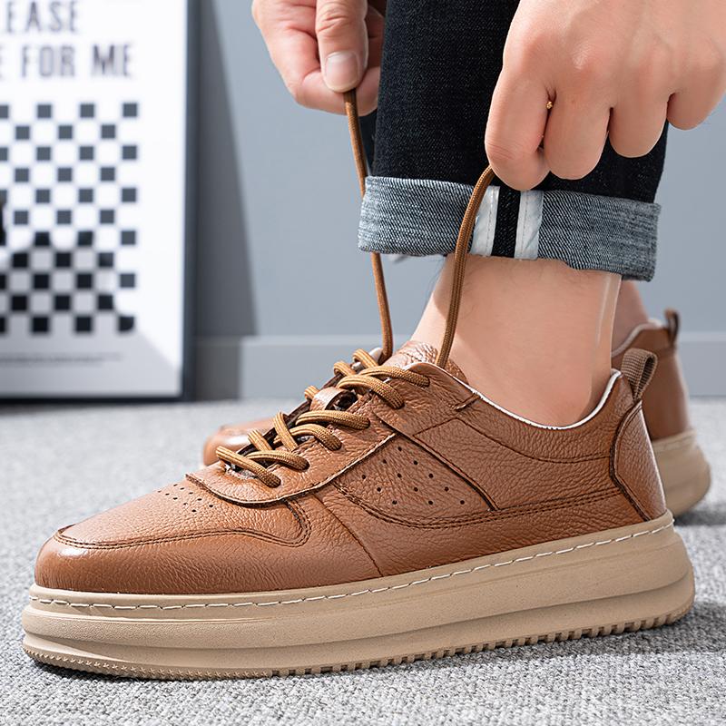 Men's Top Layer Cowhide Casual Shoes Breathable Versatile Lightweight Soft Bottom Genuine Leather Rubber Bottom Board Shoes
