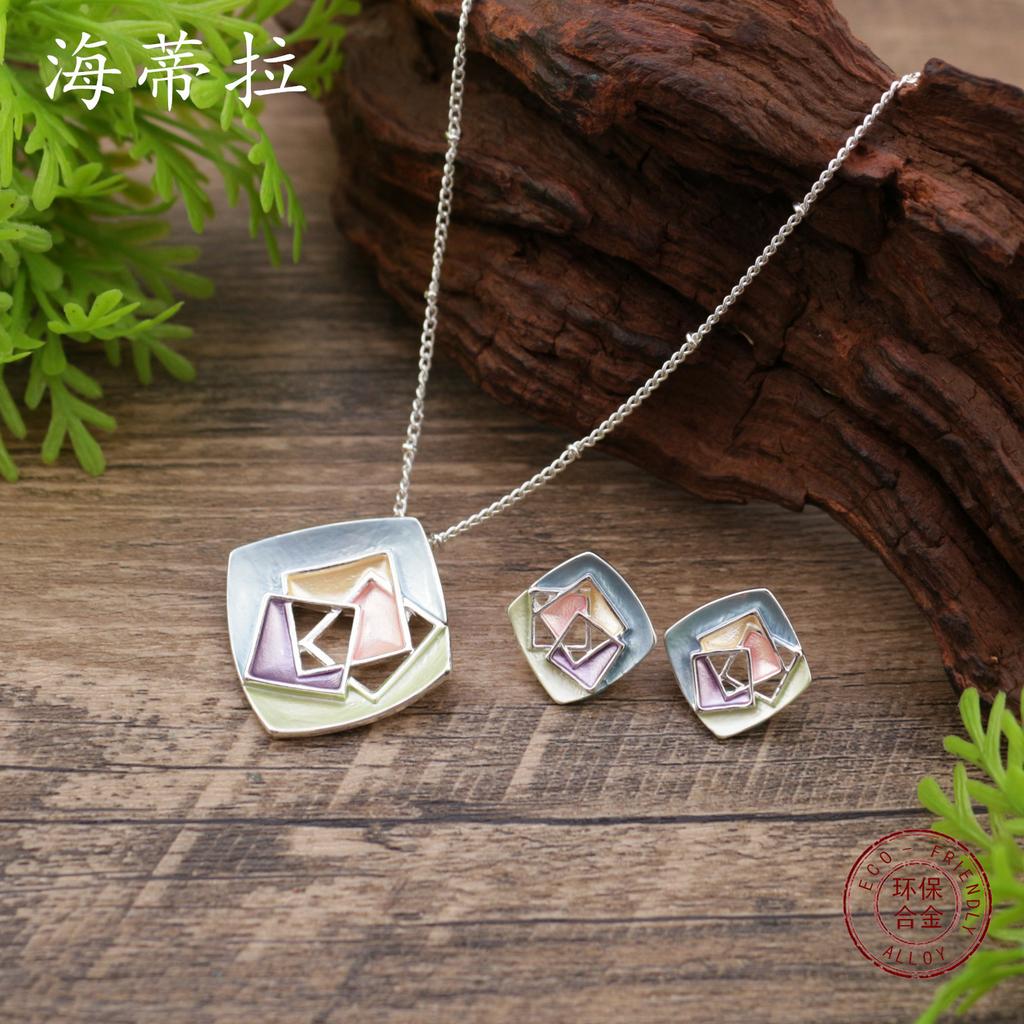 Nouveau set de boucles d'oreilles pendantes géométriques carrées creuses en émail coloré, collier polyvalent personnalisé pour femmes