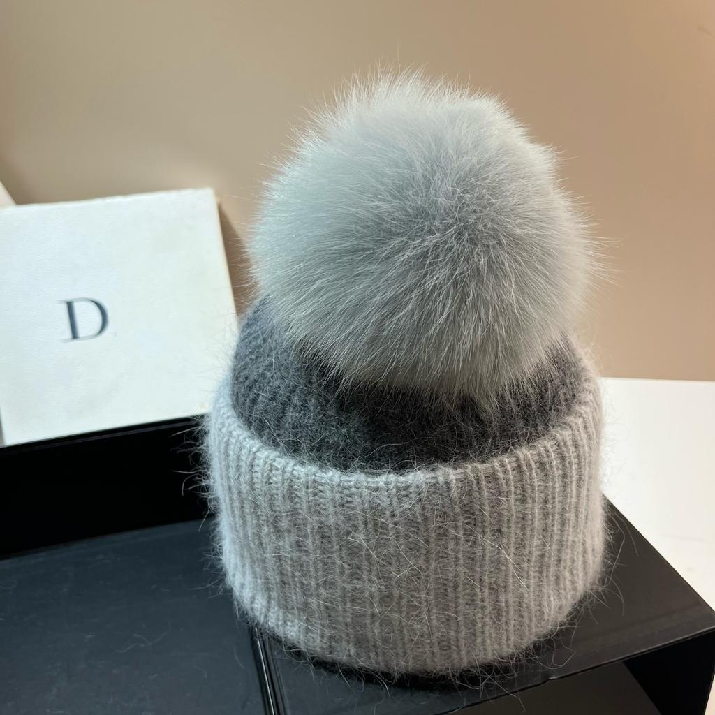 Flowers And Youth Icelandic Fox Hairball Knitted Hat Nordic Cold Winter Warm Thickened Double Rabbit Hair Ear Protector