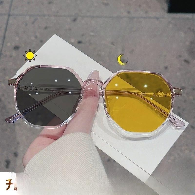 Night Vision Color Changing Day and Night Myopia Glasses Photochromic Myopia Glasses Driving-Specific UV Protection Anti-Glare Night Vision Eyewear