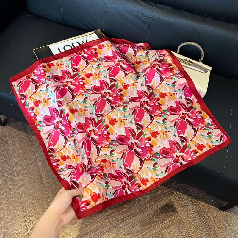 Fashion Black and White Printing Temperament Square Scarf Imitation Silk Korean Version Decorative Scarf Scarf Professional Decorative Shawl Silk Scar