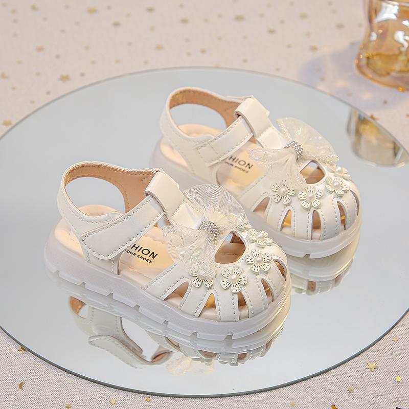Girls Princess Sandals Lace Bows Hollowed-out Kids Beach Shoes T-strap Soft Sole 2025 Summer New Baby Walking Shoes Size 15-26