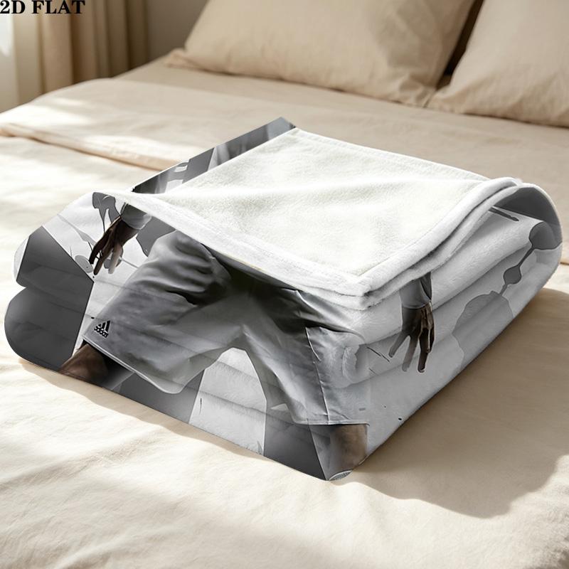 1PC Ronaldo Patterned Flannel Blanket Suitable For All Seasons For Home Decor Warmth And Comfort Gifts Holiday Present