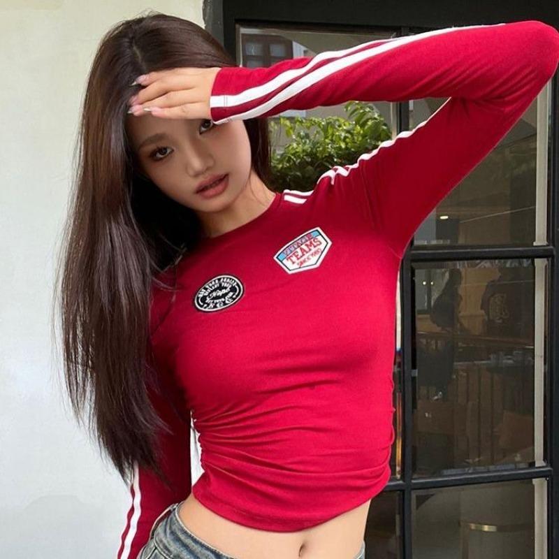 2KWEIRD Vintage Red Woman Tshirts Long Sleeve T-shirt Tunic Fashion Tees O-neck Embroidery Y2k Crop Tops Sexy Shirts for Women