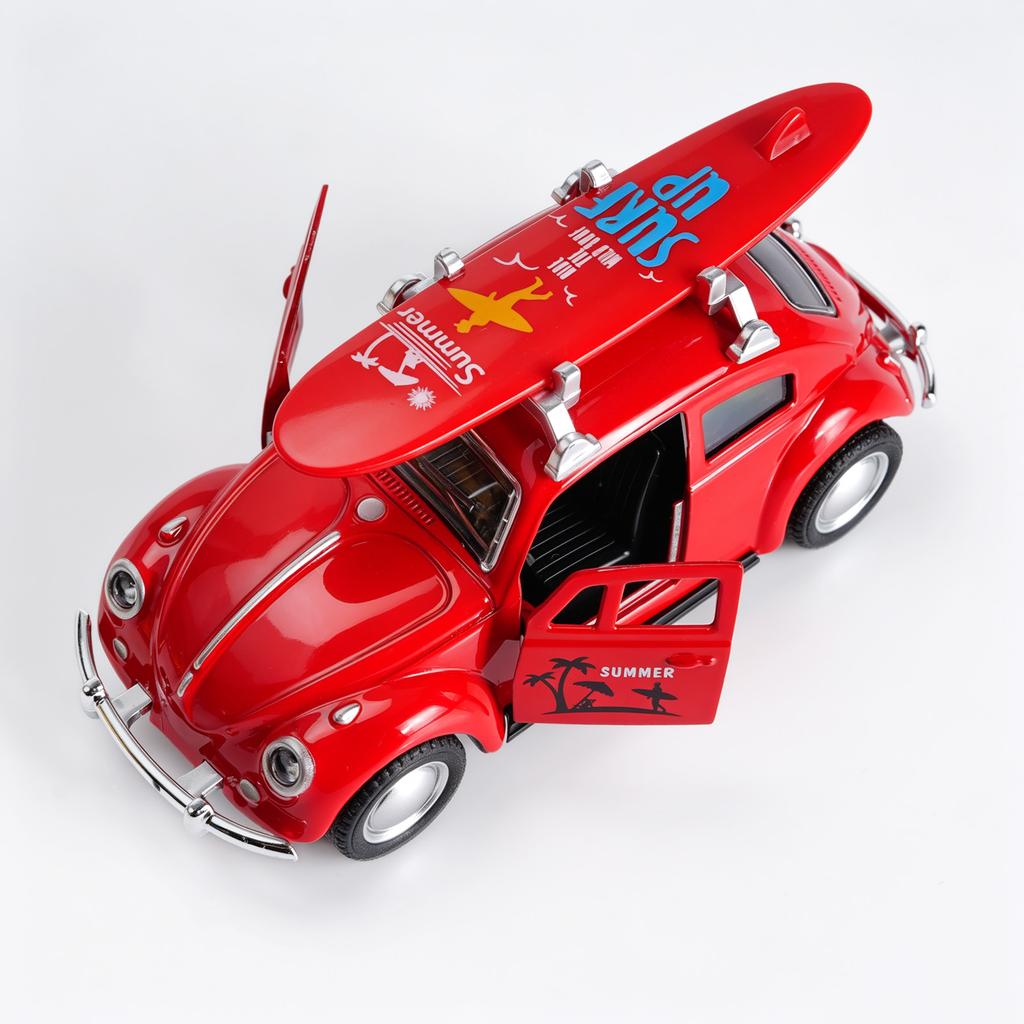 1:36 Červený Volkswagen Brouk Kovový Model s Surfovým Prknem, Slitina Model na Zatáhnutí s Otevíracími Dveřmi, Retro Letní Plážová Hračka pro Děti