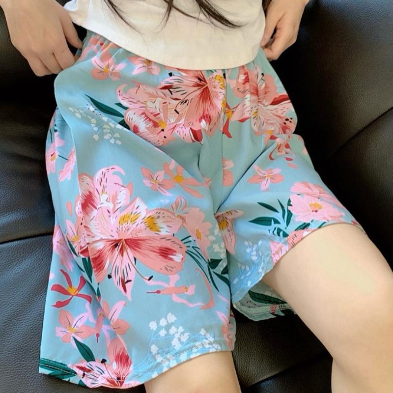 Women's Cotton & Rayon Casual Beach Shorts - Non-Fading, Summer Five-Point Style, Wear Indoors or Outdoors