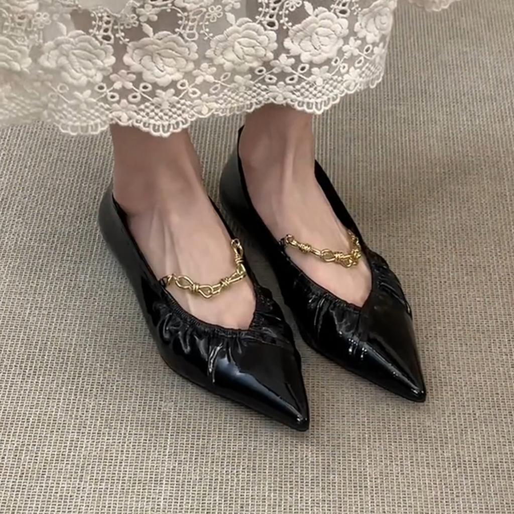 Sheepskin Version Pointed Shoes Pleated Flat Bottom Beautiful Single Shoes Women's French Metal Chain Temperament Mary Jane Shoes