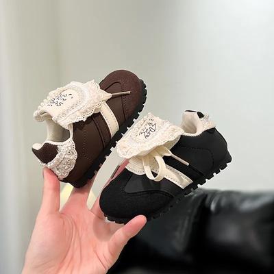 2025Chaussures Décontractées pour Filles Printemps et Automne Nouvelle Mode Dentelle Élégante Semelle Souple Antidérapant Quotidien Chic Chaussures de Sport