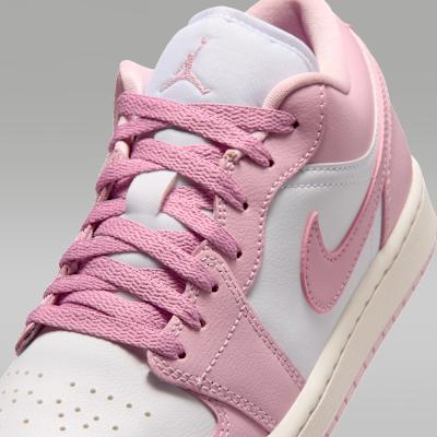 Wmns Air Jordan 1 'Iced Carmine' Sneakers