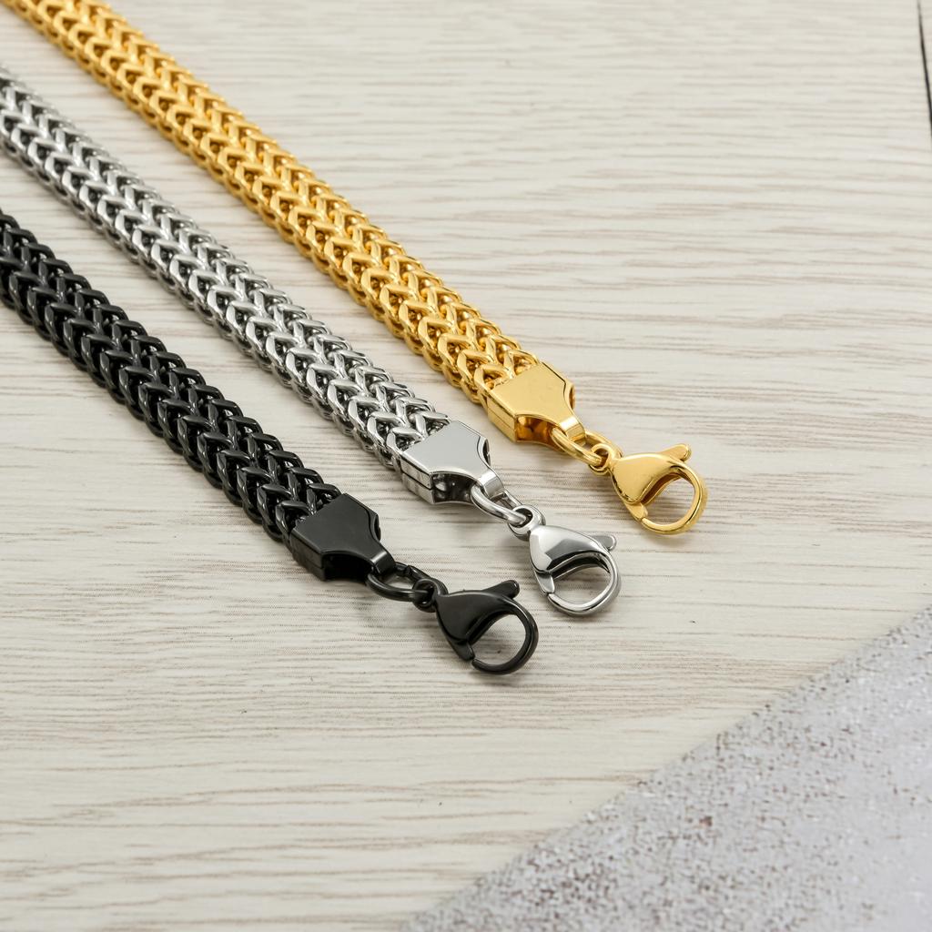 Men's Square Fish Scale Titanium Steel Bracelet, Simple Atmosphere Gold, Silver and Black Three-color Electroplated Bracelet