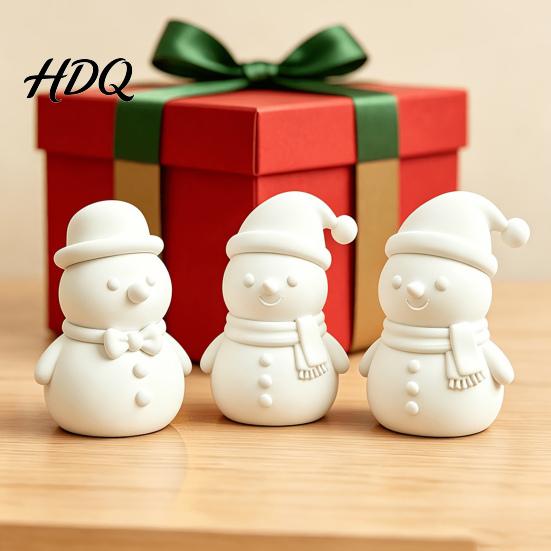 3D Geprinte Sneeuwman Knutselbeeldje Klein Tafelbladbeeldje met Kerstboom Decoraties voor Huis Sjaal/Stropdas Decoratief Feestelijk Ornament