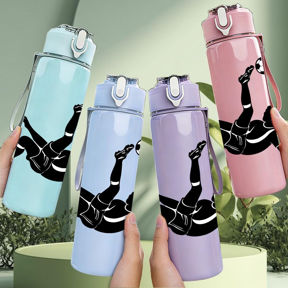 1PC Martial Arts Kick Figure 750ml Color Plastic Sports Water Bottle Leakproof Flip Straw Lid Suitable for Sports Office Home Use