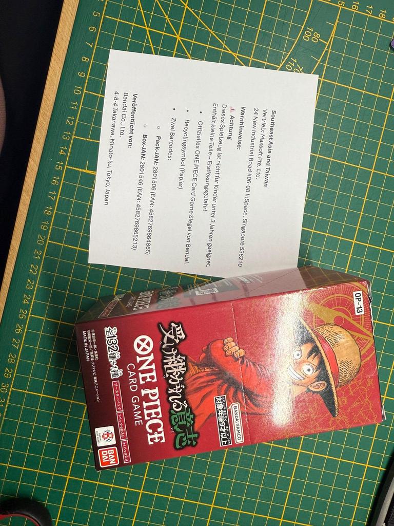 August "3. Jahrestag! One Piece Karte Schatzkampagnen-Pack" mit 2 Päckchen. Bandai One Piece Kartenspiel Geerbter Wille [OP-13] (Box) 24 Packungen