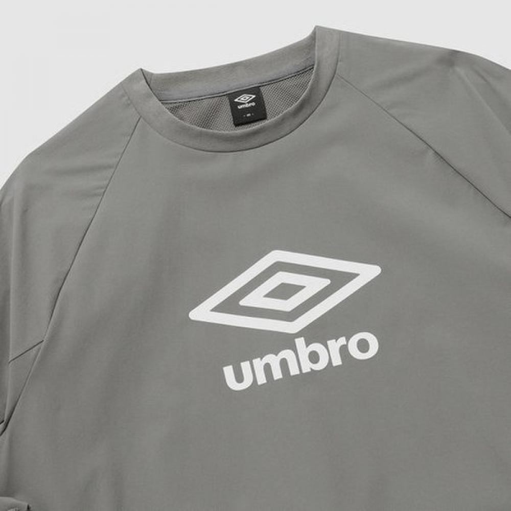 Umbro AcTive Allround STreTch Long Sleeve PisTe T shirT uq121swT31
