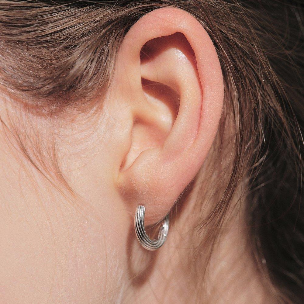 Epoch Diana Daily Hoop Earrings