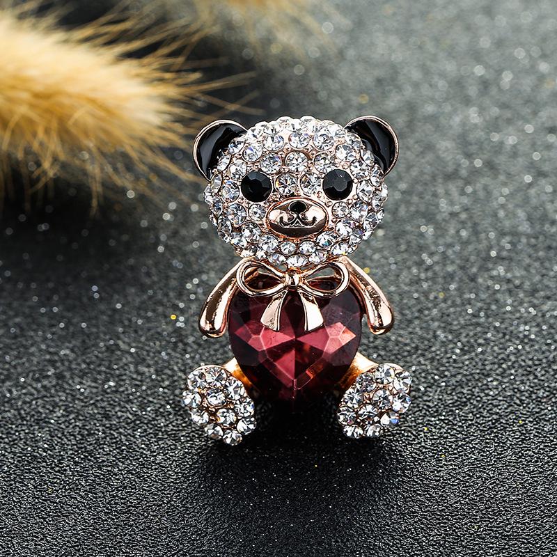 

Милая брошь в виде хрустального медведя, женская мода, инкрустированная бриллиантами, корсаж с изображением животных, мультяшная креативная булавка, одежда с аксессуарами