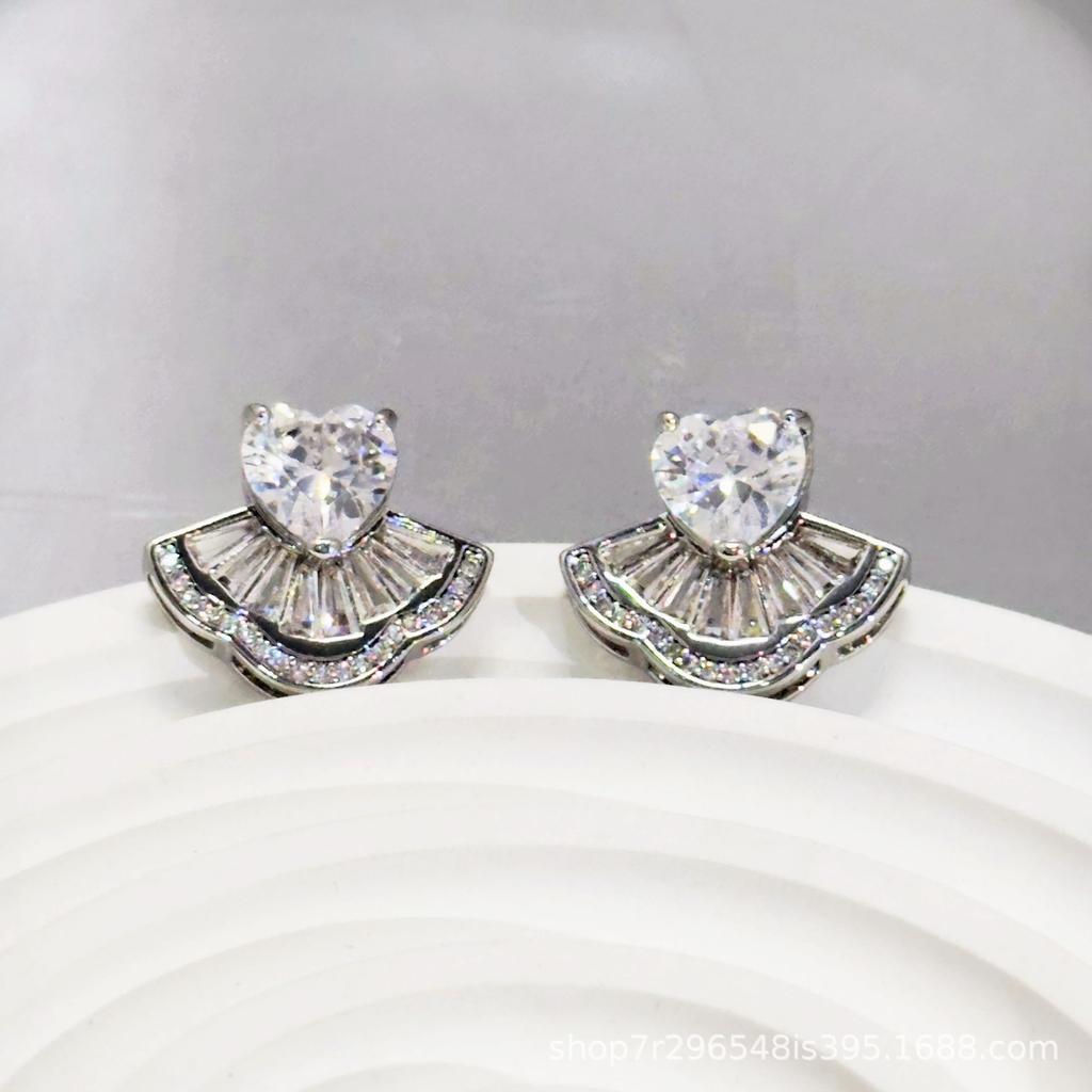 Explosive Fresh And Delicate Love Fan Skirt Stud Earrings Light Luxury Dream Girl Feeling Versatile Style