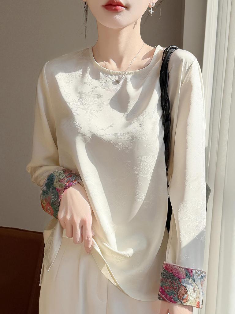 2026 New Spring & Autumn Chinese Style Embroidered Jacquard U-Neck Long-Sleeve Loose Pullover Women's Top
