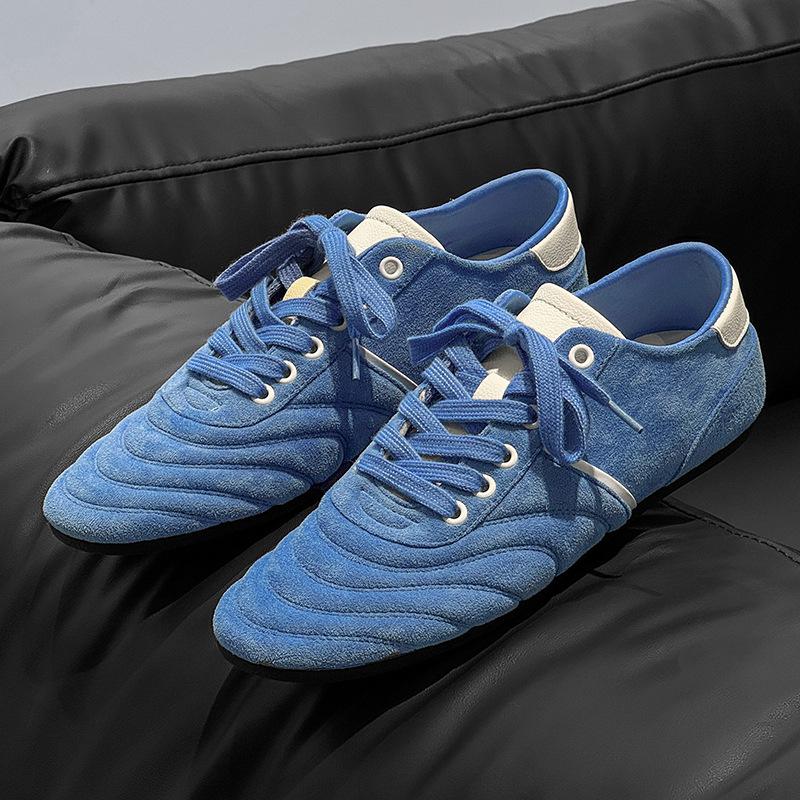 2025 new casual flat-bottomed trendy running shoes to work college style sports shoes breathable thin-soled German training shoes men's shoes