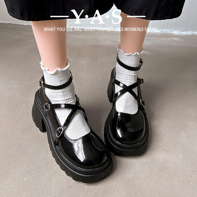 Black shorty Le small leather shoes women's summer new retro British style thick heel Japanese jk Mary Jane single shoes