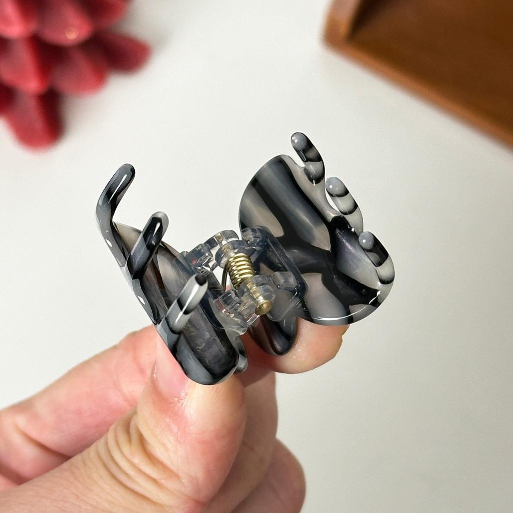 Mini Handcrafted Unique Hair Claws In Stylish Patterns For Womens Fashion And Wear Casual