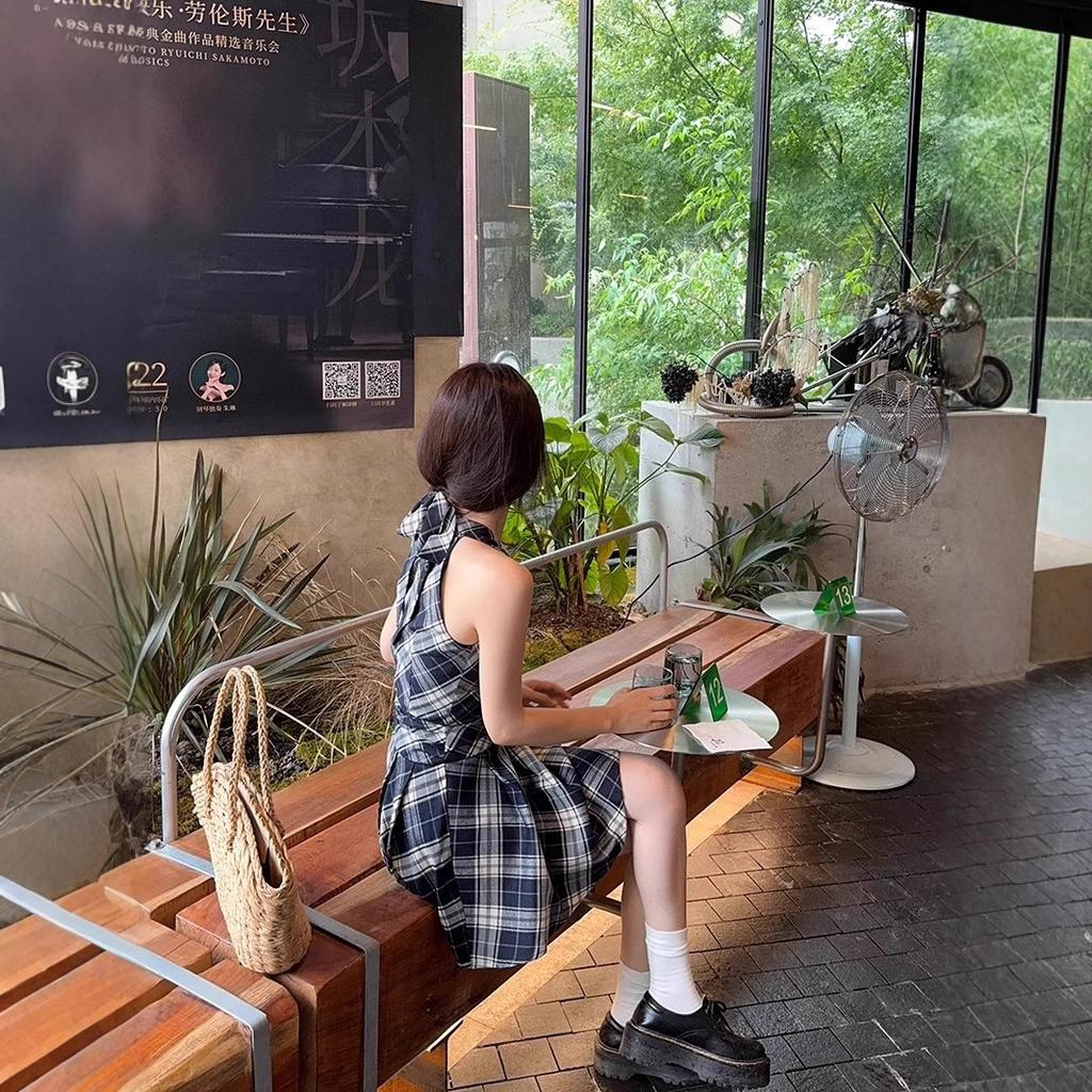 Black and White Plaid V-neck Neck Lace-up Dress for Women's Spring New Sweet Spice Girl Waist A-word Short Skirt
