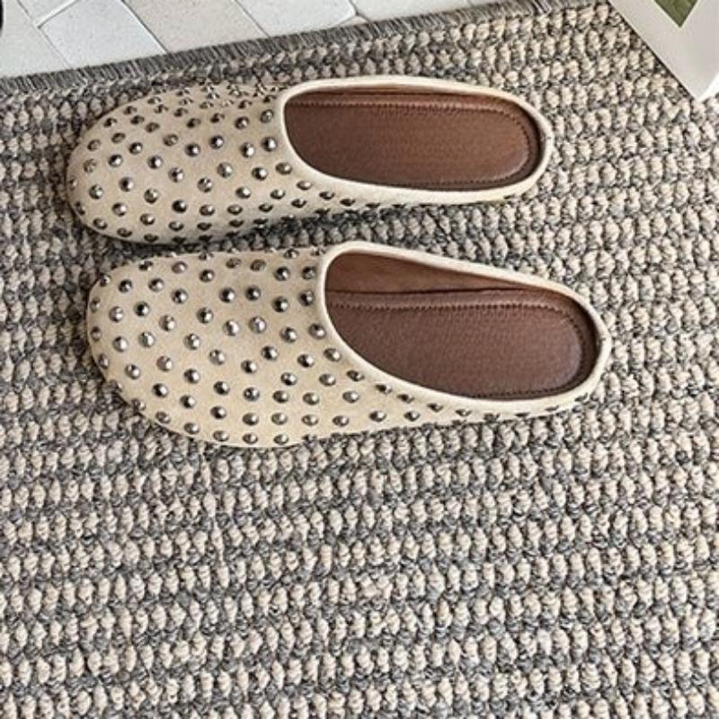 Fashion Spring New Style Flat Shoes Women's Fashion Round Head Deep Mouth Rivet Soft Sole Anti-slip Wear-resistant Flat Shoes