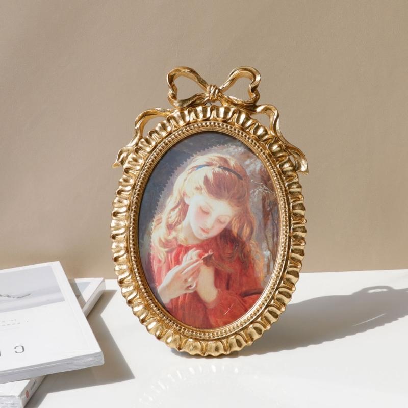 Handcrafted Antique Gold Carving Oval Bowknot Picture Frame With Hanging Hook And Stand For Wall Or Desktop Decoration