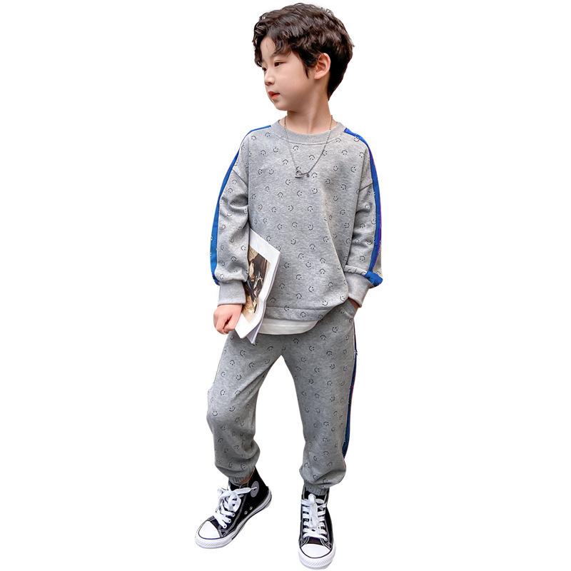 Модный спортивный костюм для мальчиков — фото 5