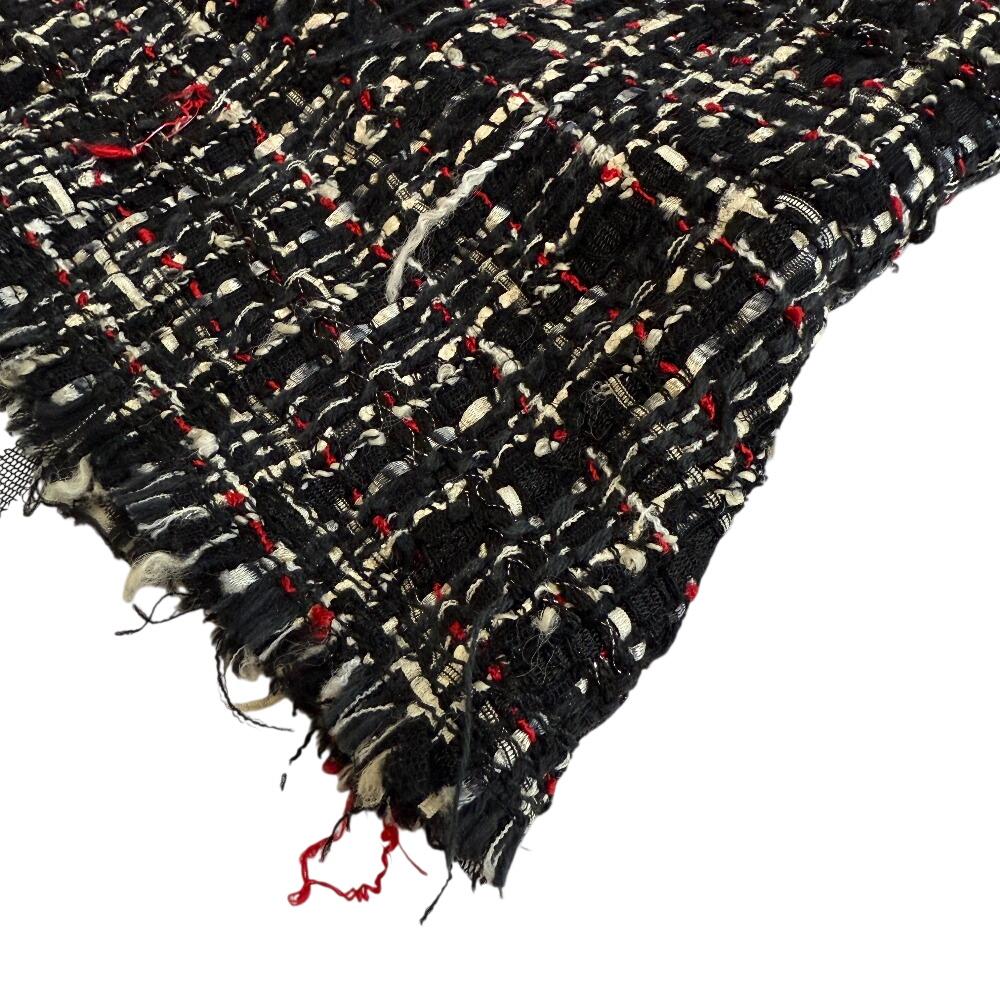 Chanel P26002V16324 Długość do kolan spódnica tweedowa z guzikiem z logo COCO czarny tweed Używana