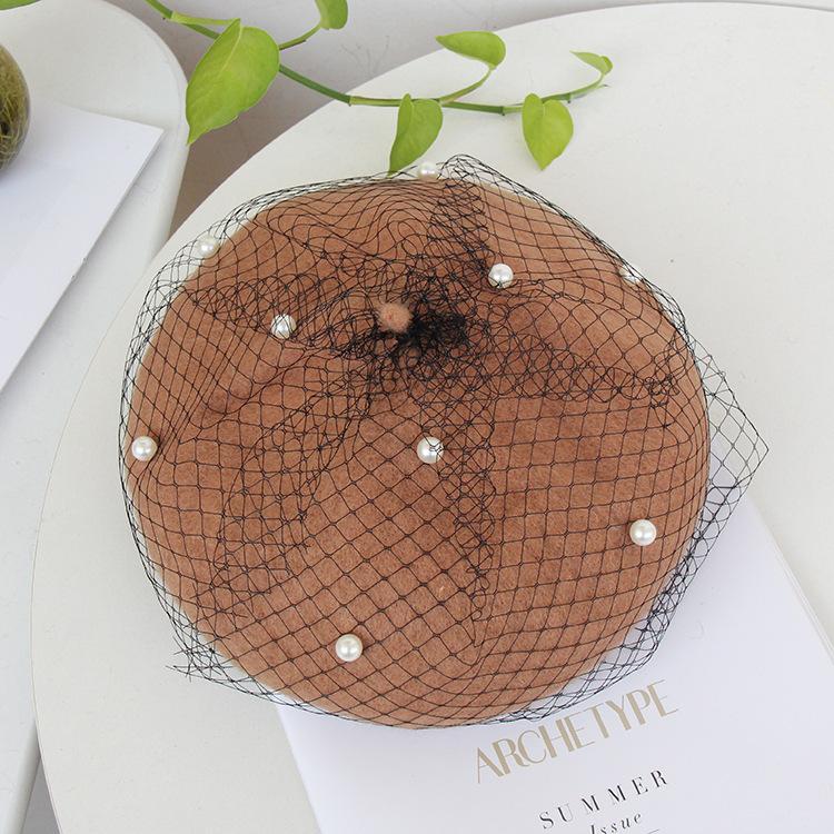 Autumn and winter solid color wool beret women's pearl mesh bud hat small fragrance British retro painter hat tide