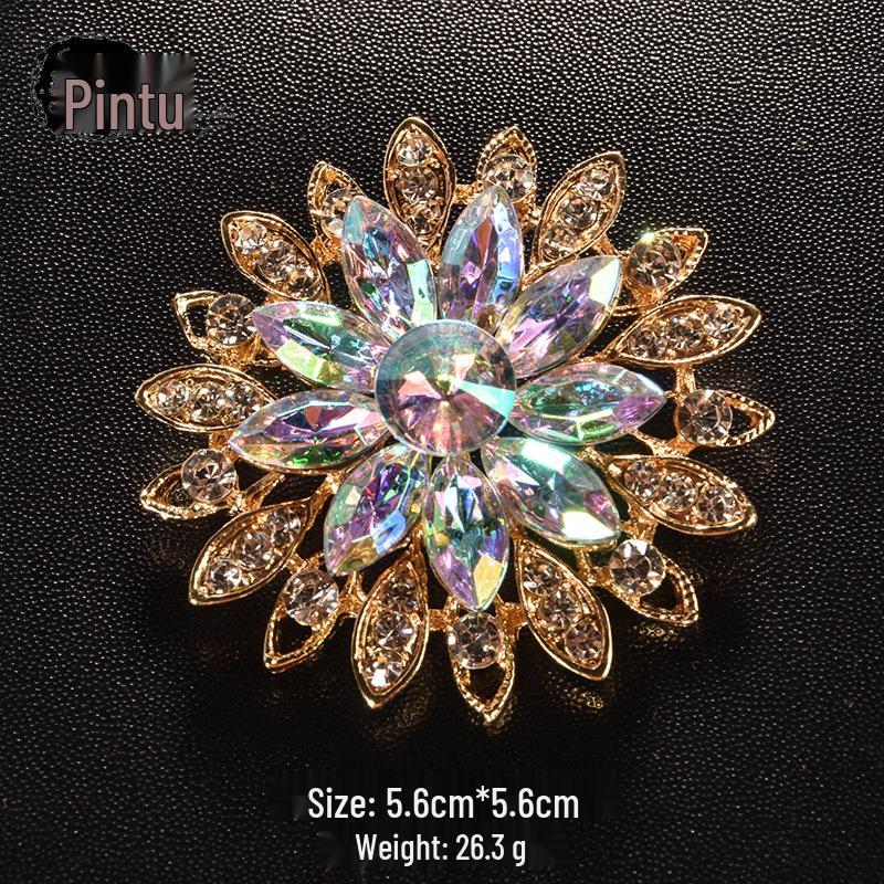 Japanese Style Luxury Brooch: Elegant High-End Women's Pin for Sweater or Lapel