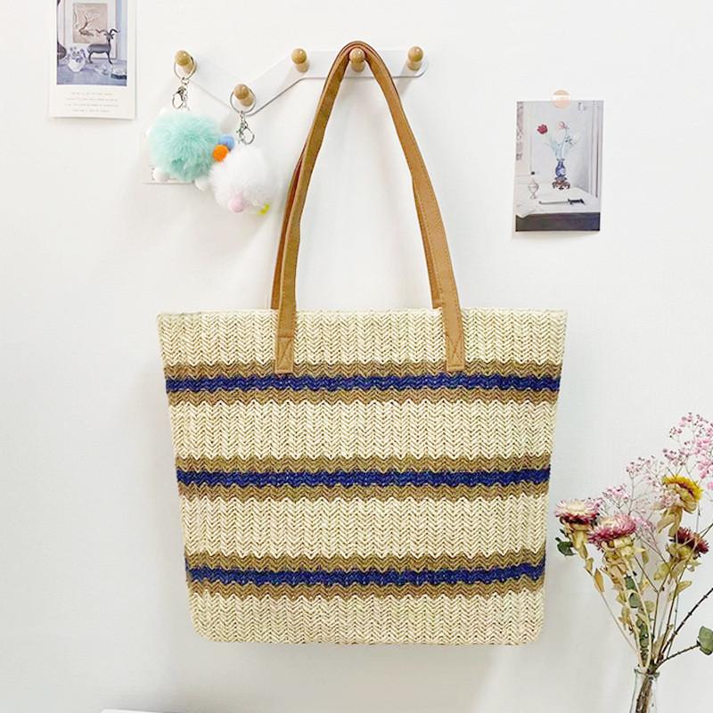 Ecofriendly Straw Tote Bag With Zipper Closure For Daily Use