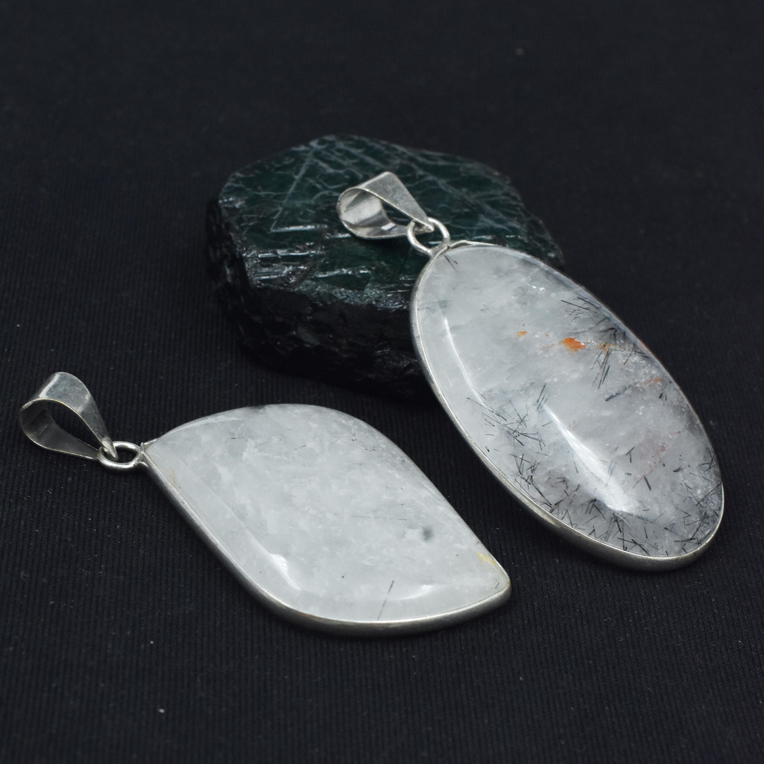 

Oval-Fancy Cut Rutile 111.35 Ct Pair 925 Silver Gemstone Pendant Healing Stone AR-1764-S 41-35 mm білий