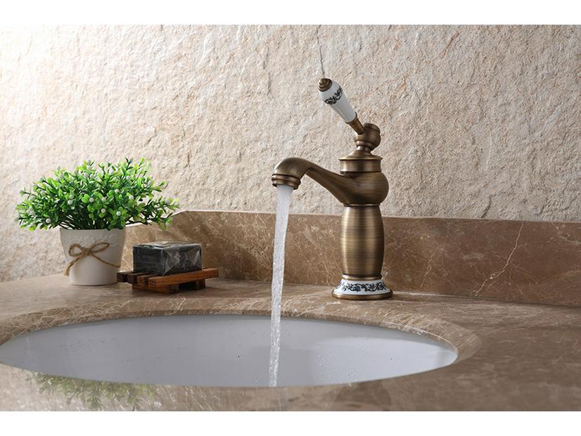 Evropská starožitná růžově zlatá a nefritová magická lampa umyvadlová baterie - Horká/studená směšovací