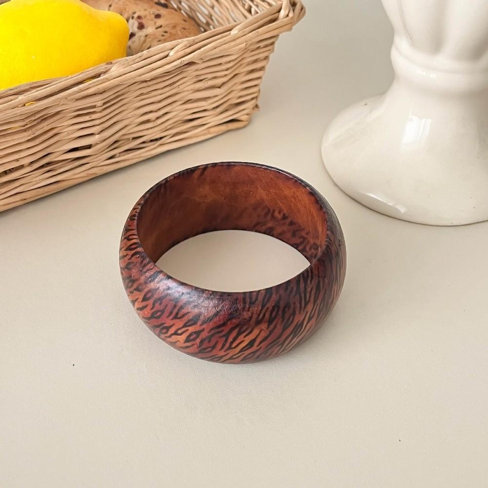 Round Wooden Bracelet Vintage Snake Pattern Hand Ring Leopard Pattern Bangle  Daily Style 5