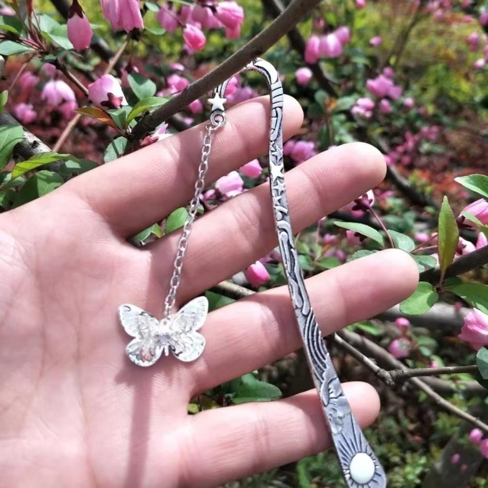 Dragonfly Bookmark Cultural and Creative Product Luminous Metal Bookmark Fluorescent Butterfly Creative Culture Student Bookmark