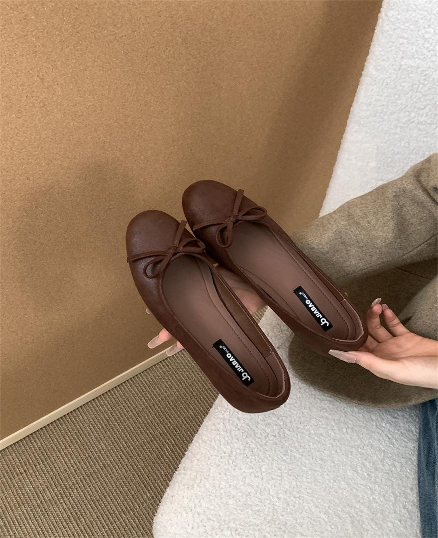 

Bow shallow mouth ballet single shoes women s autumn 2025 new soft flat beanie shoes women s skirt ladyshoes 39 коричневый