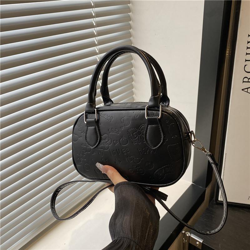 High Value Small Bag Women's Summer New Popular Messenger Bag Fashion Casual Portable Bowling Bag