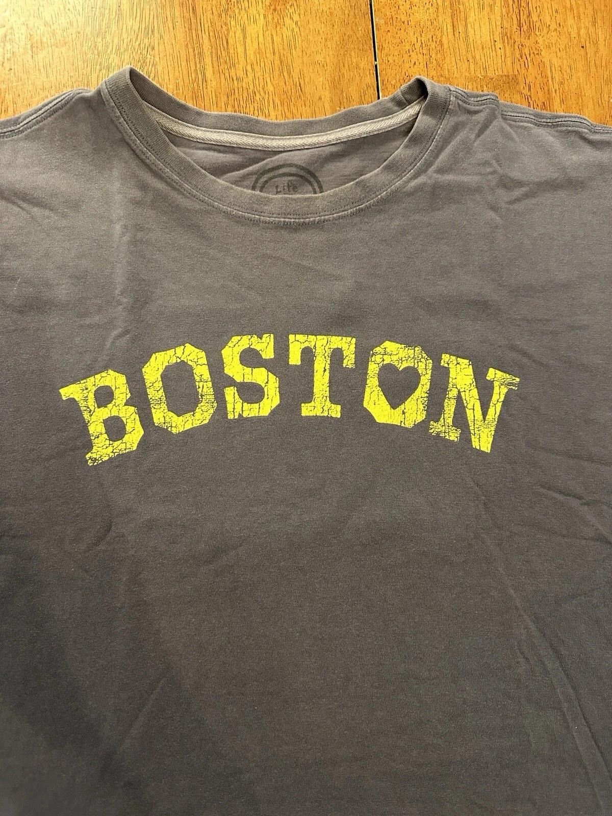 Life Is Good Boston T Shirt Men’s Large Gray All You Need Is Love S