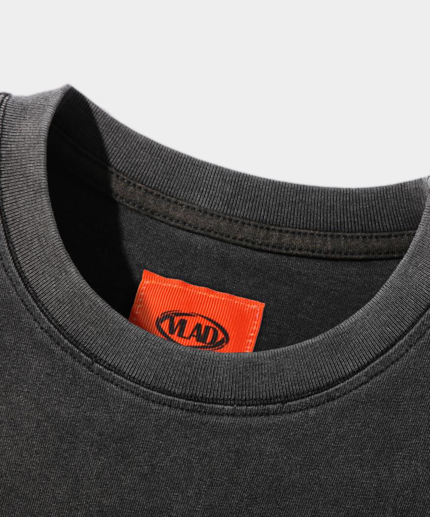 Dimiteulibeullaeg Vlad Cutoff Applique Short Sleeve T-Shirt_Pigment Charcoal