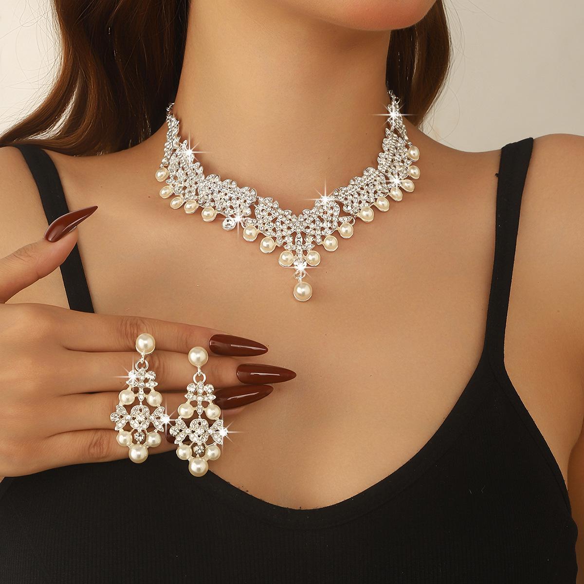 Exquisite French Court Rhinestone Pearl Necklace & Earring Set - Unique Evening Gown Accessories