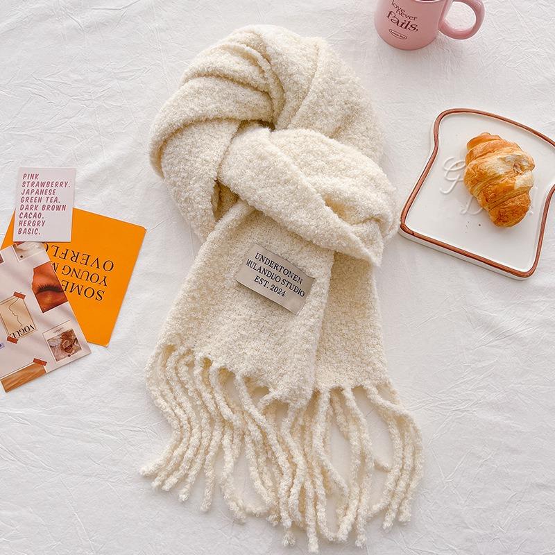 Winter atmosphere White scarf Warm lamb plush scarf Women's winter grade Thickened tassel Couple shawl