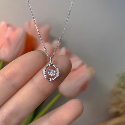 Náhrdelník Bijící Srdce Dámský Lehký Luxusní Niche Designový Smysl Flash Diamantová Hvězda Srdce Klíční kost Řetízek Náhrdelník z Nerezové Oceli