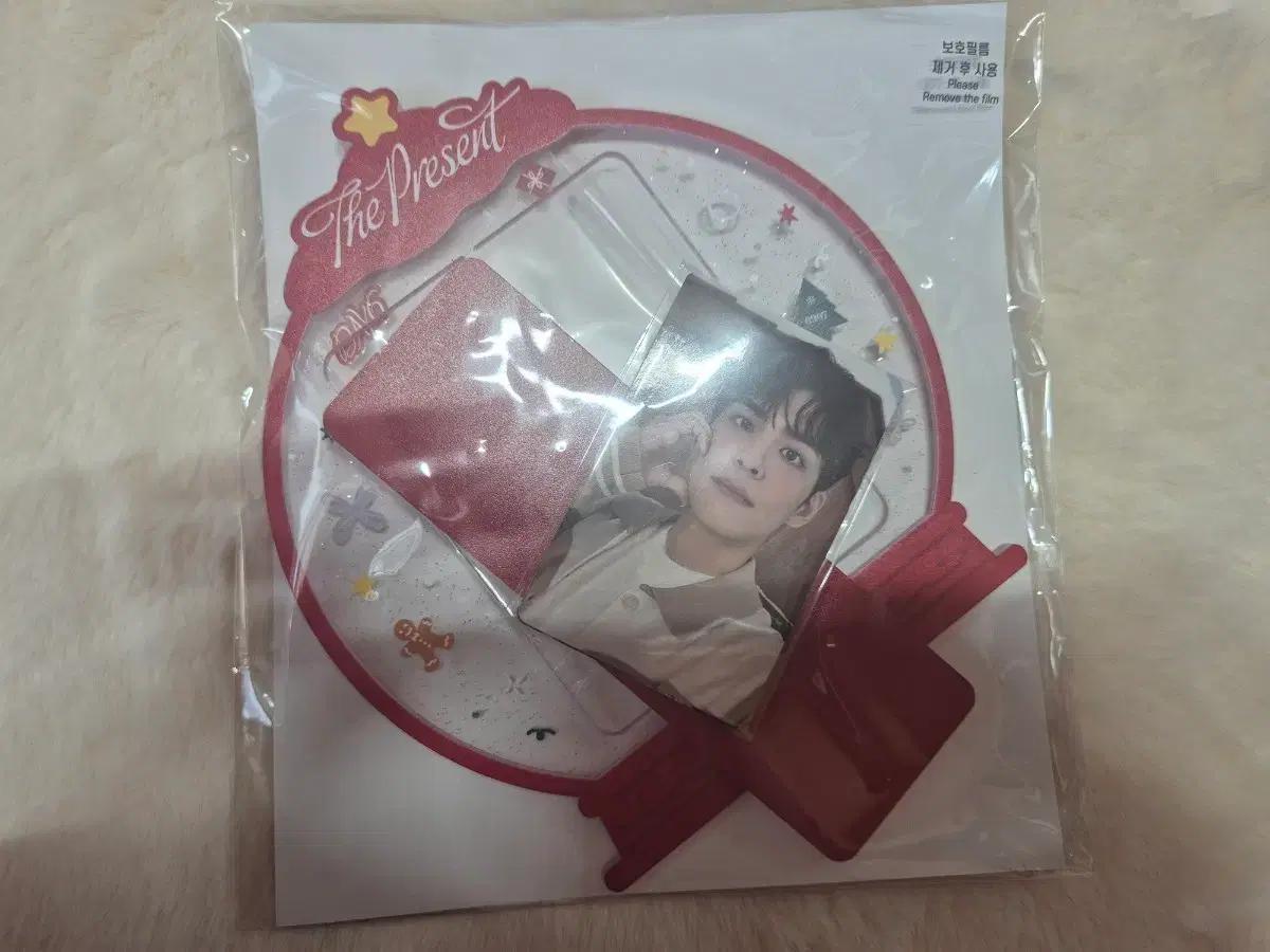 

DAY6 gift acrylic photo stand (original brush) for sale