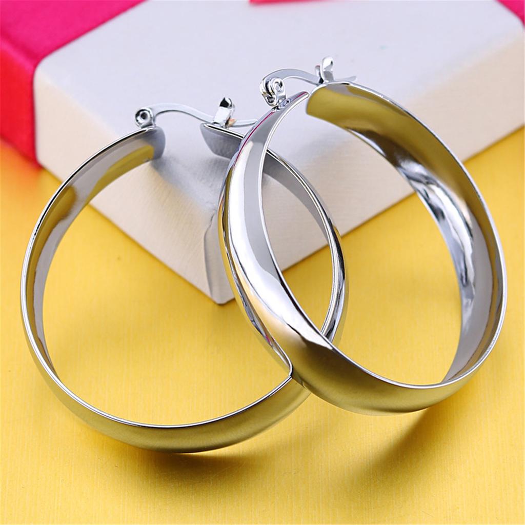 Exaggerated Large Hoop Earrings Versatile Large Gold/Silver Earrings Suitable For Both Casual And Formal Events
