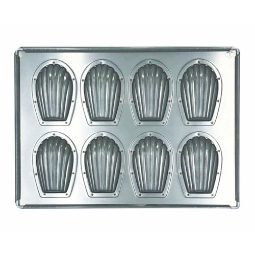 Matsunaga Manufacturing (Matsunaga) Silicone-Coated Silver Madeleine Baking Pan, 8 Pieces, MS15