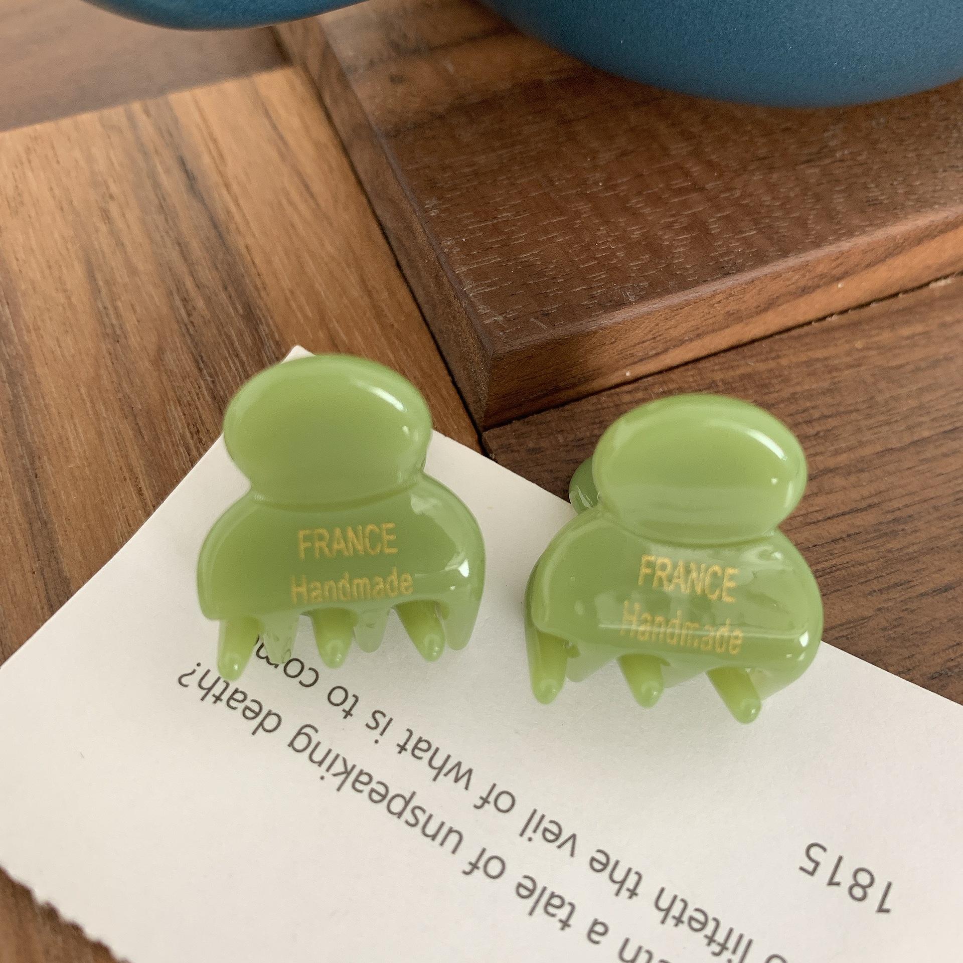 

Милый мини-зажим для волос в виде высокого хвостика 2 см, заколка для боковых прядей для милых девушек, красочный маленький зажим-акула из ацетата Hair Claws