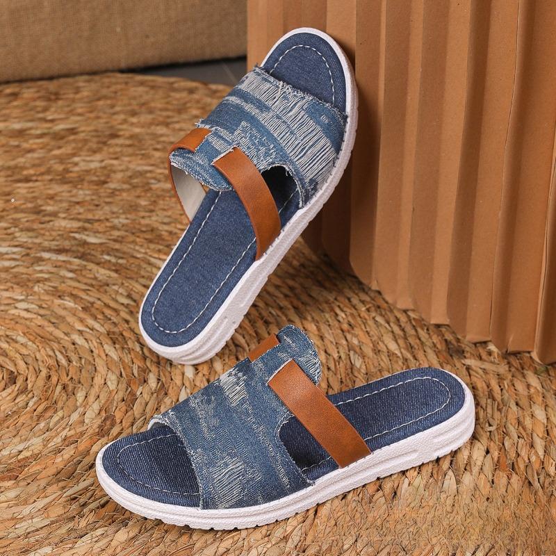 Neue Lässige Strandschuhe Übergröße Weichsohlige Flachboden-Flip-Flops