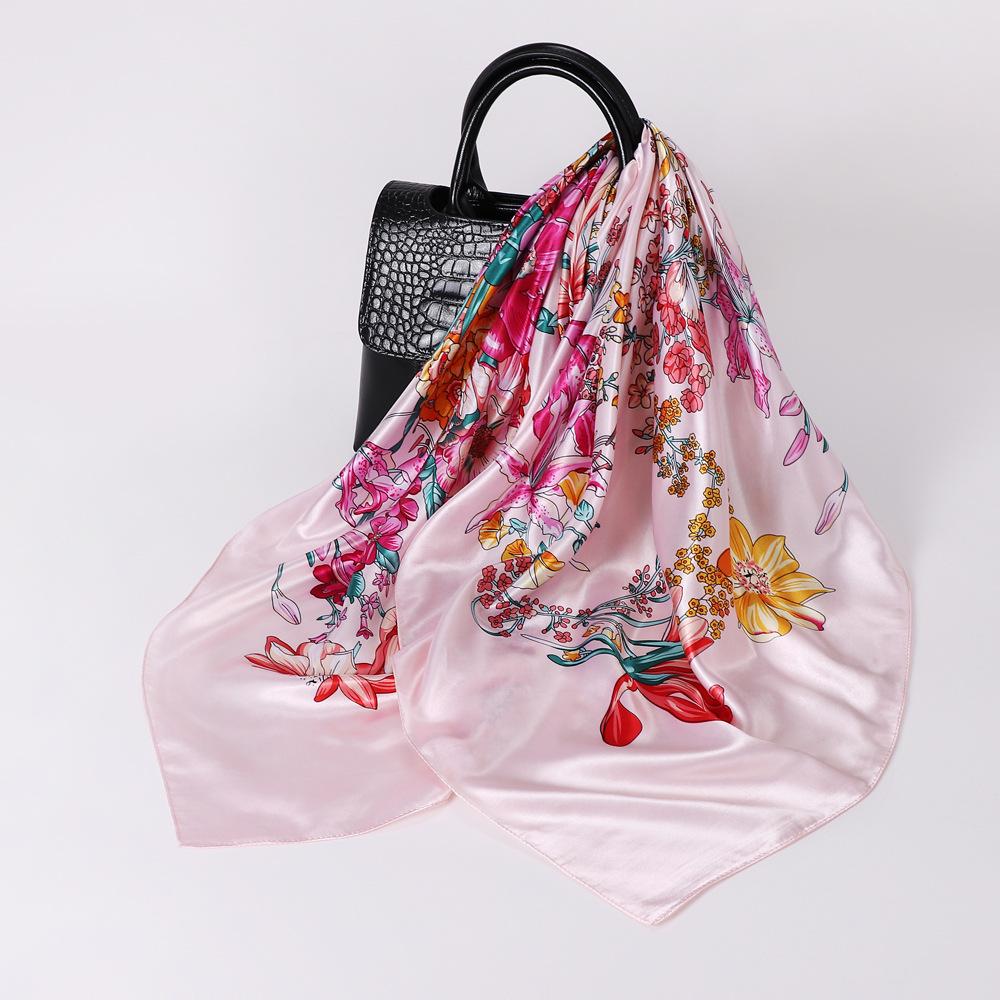 Høykvalitets luksuriøst silkeskjerf pannebånd Skjerf Halsskjerf For kvinner Kjede Silkeskjerf Dekorativt sjal for kvinner